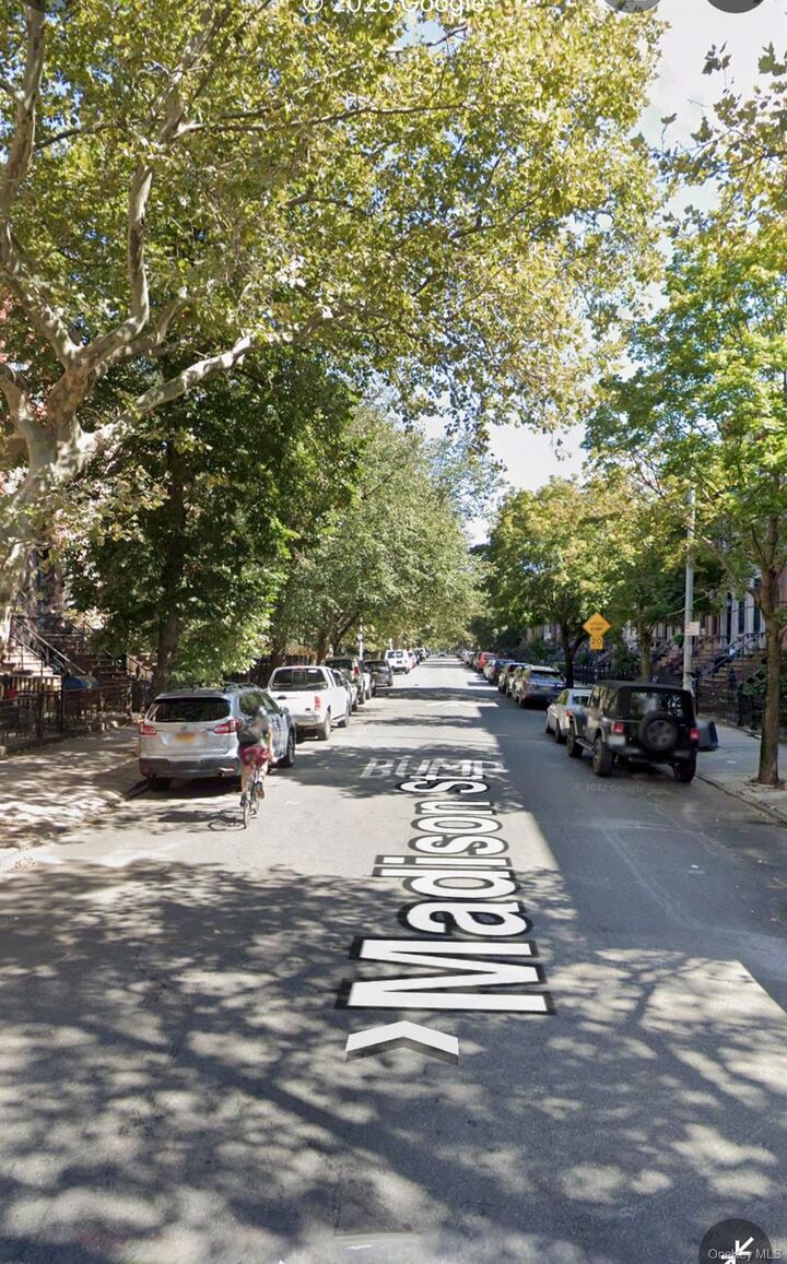 Property Photo:  475 Madison Street  NY 11221 