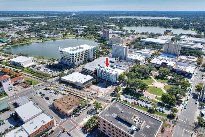 Property Photo: 125 N Kentucky Avenue 207 FL 33801