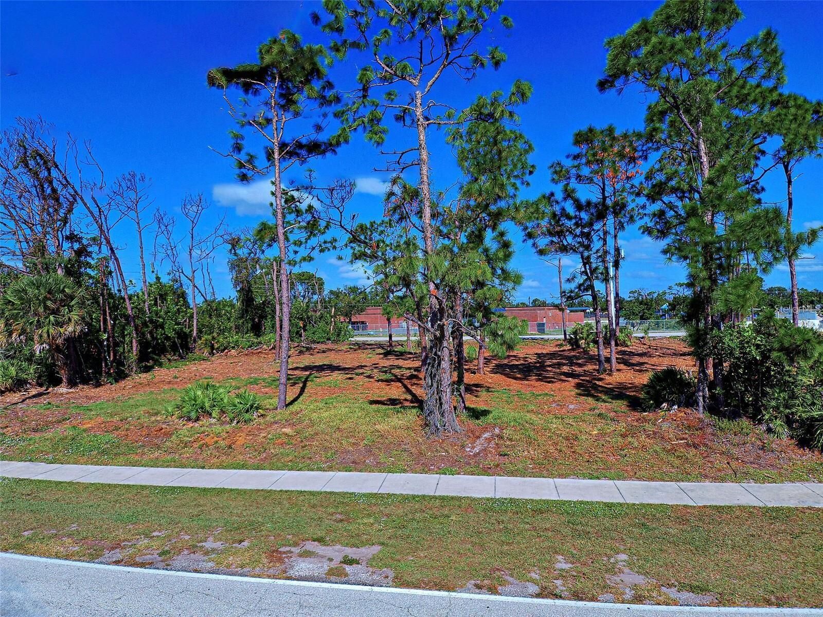 Property Photo: 471 Boundary Boulevard FL 33947