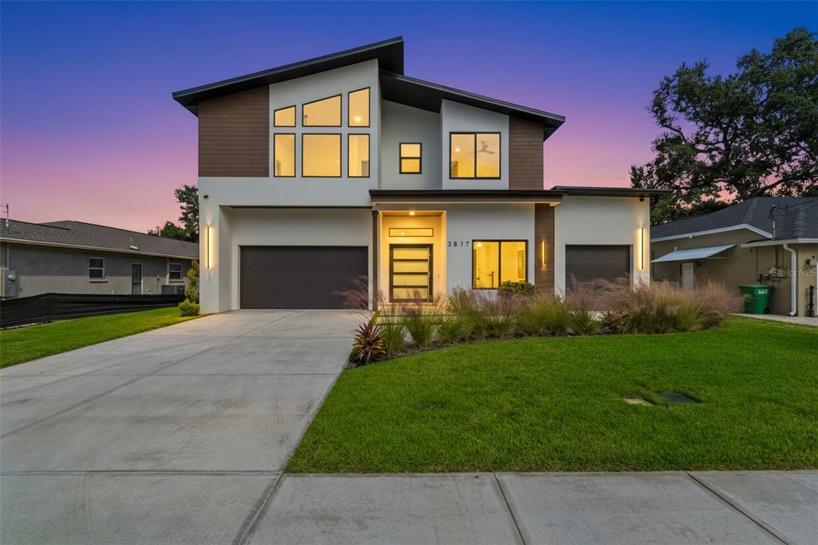 Property Photo: 3817 W San Nicholas Street FL 33629