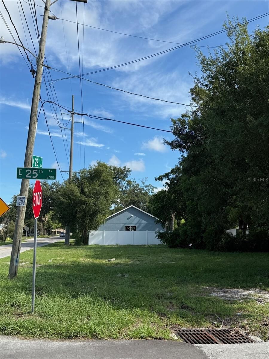 Property Photo:  2600 E 25th Avenue  FL 33605 