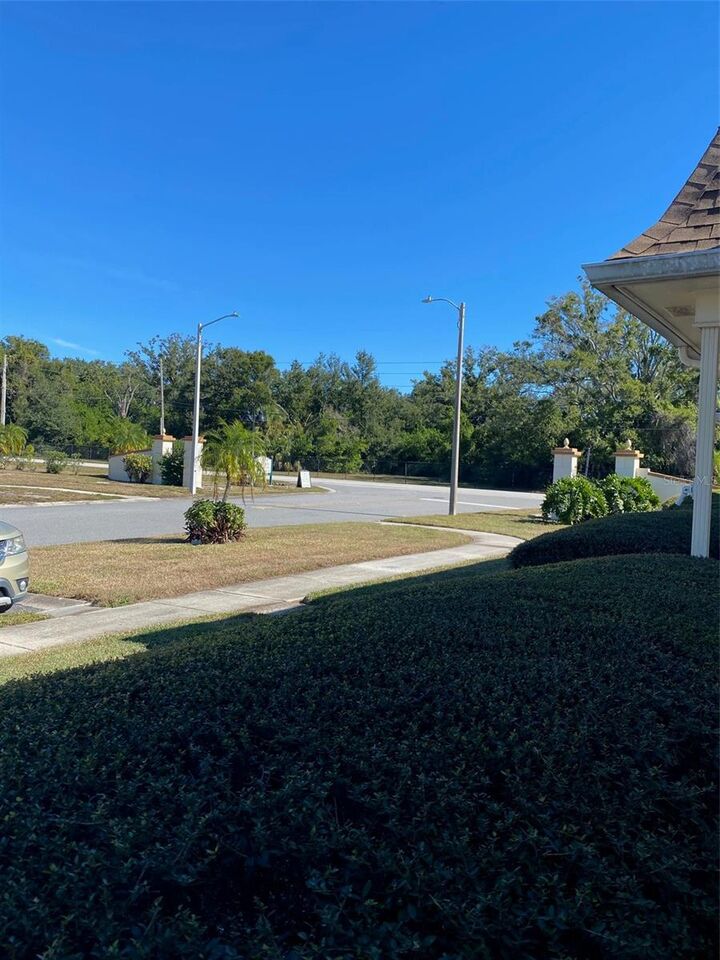 Property Photo:  1680 S Lake Avenue 3  FL 33756 
