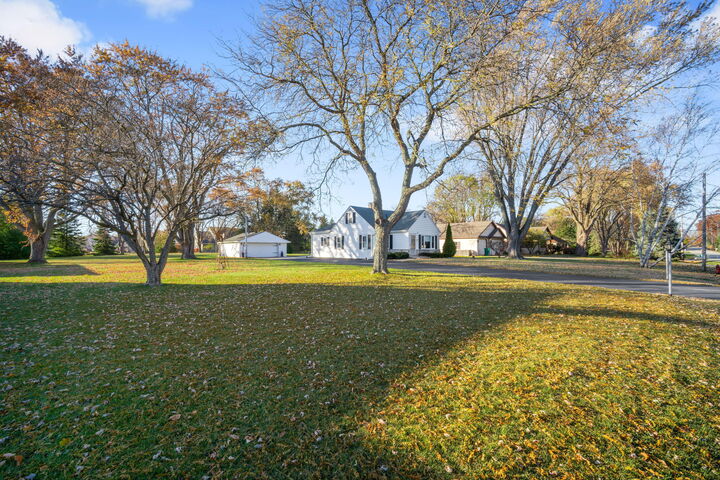 Property Photo: W148n7311 Woodland Dr WI 53051