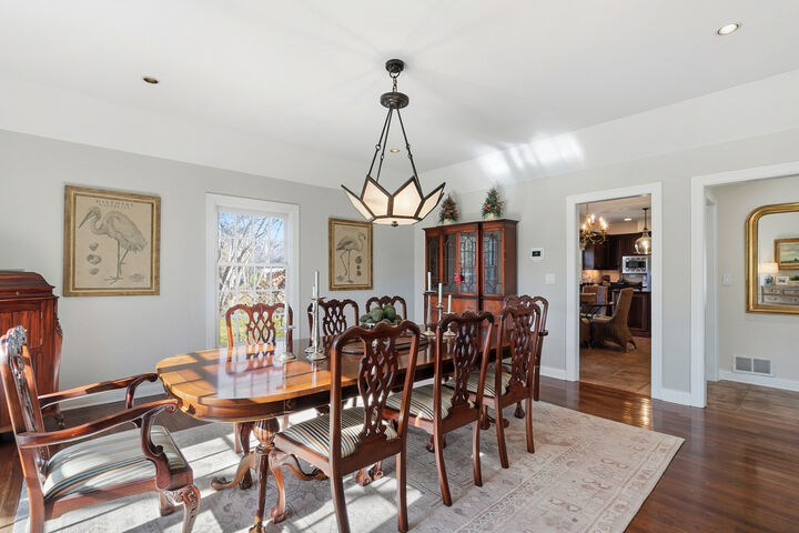 Property Photo:  1835 W North Pond Lane  IL 60045 