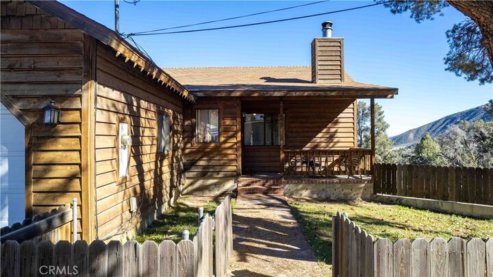 Property Photo: 632 Julin Trail CA 93225