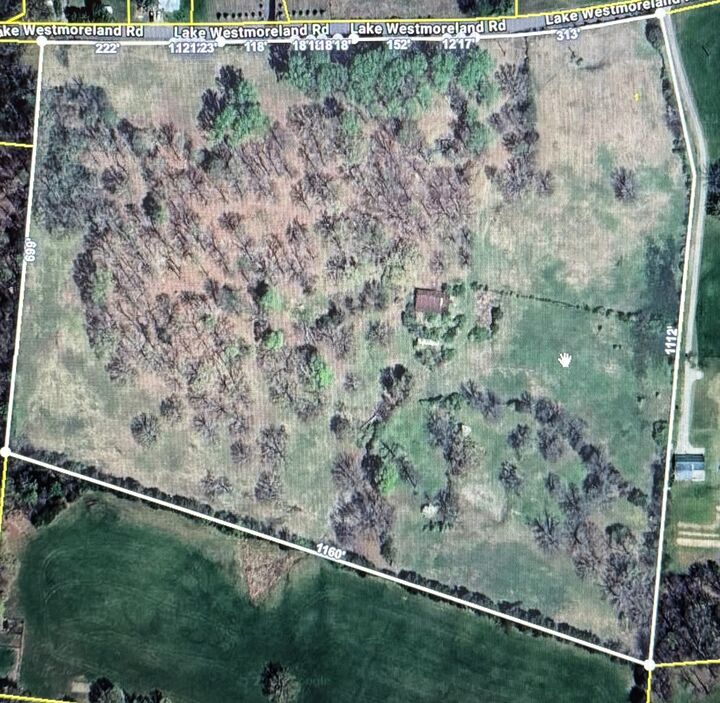 Property Photo: 304 Lake Westmoreland Rd TN 37186