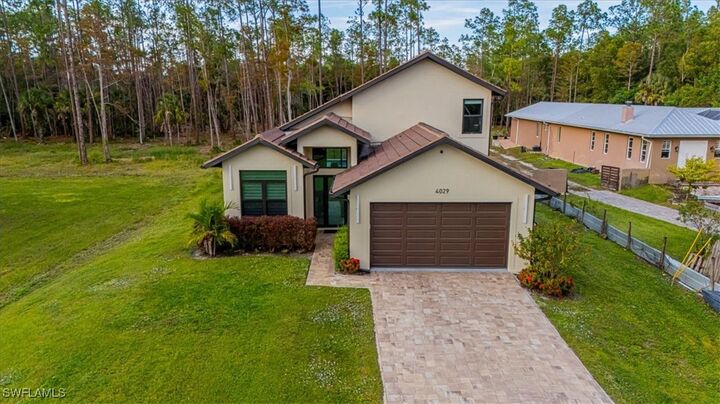 Property Photo:  4029 2nd Avenue SE  FL 34117 