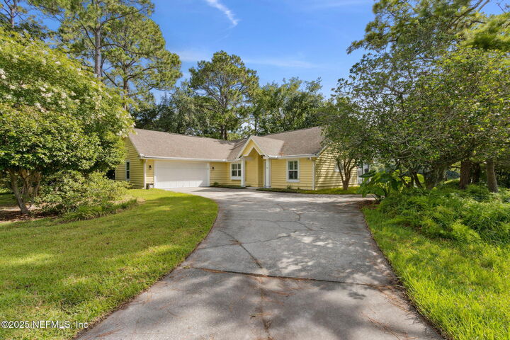 Property Photo:  98081 Pintail Court  FL 32034 