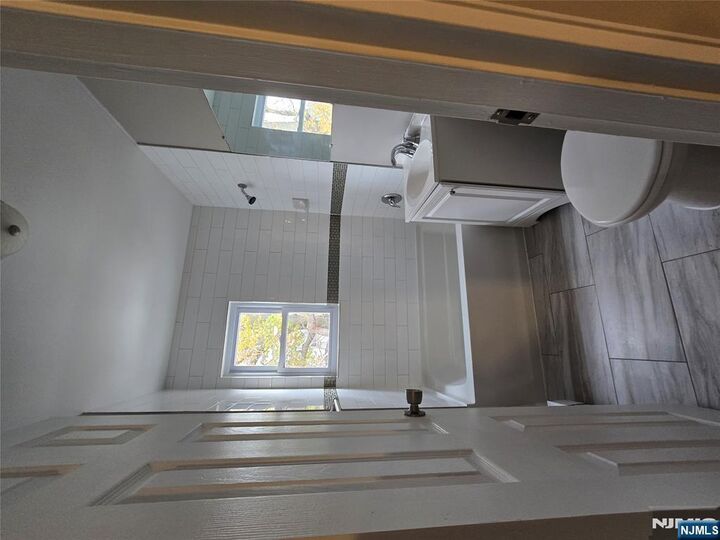 Property Photo:  274 Park Street 7  NJ 07601 