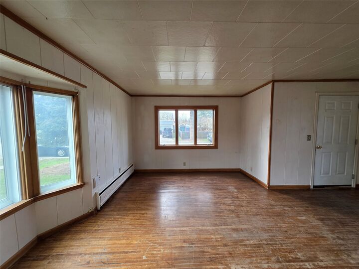 Property Photo:  609 Wisconsin Avenue  MT 59923 