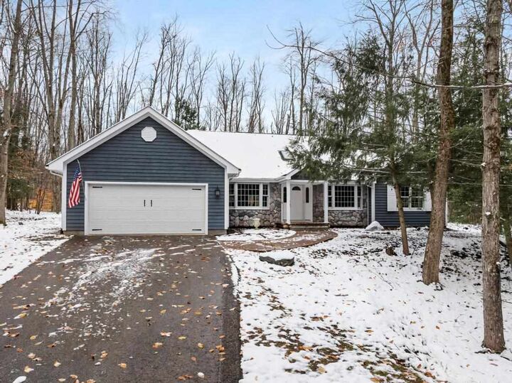 2485 Hemlock Lane  Petoskey MI 49770 photo