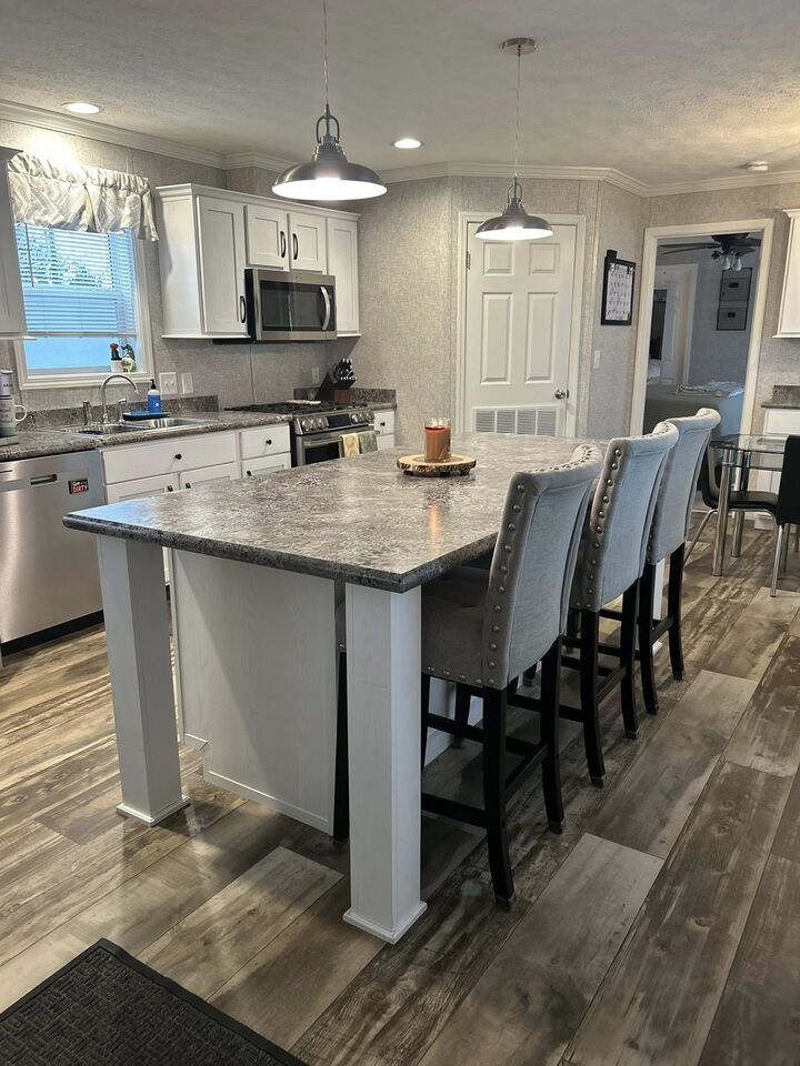 Property Photo:  30 Hill Top Circle  VT 05477 