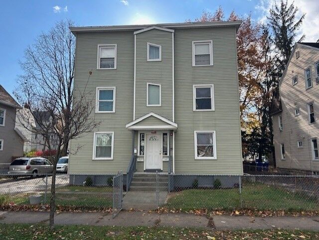 93 Wilmont Street  Springfield MA 01108 photo