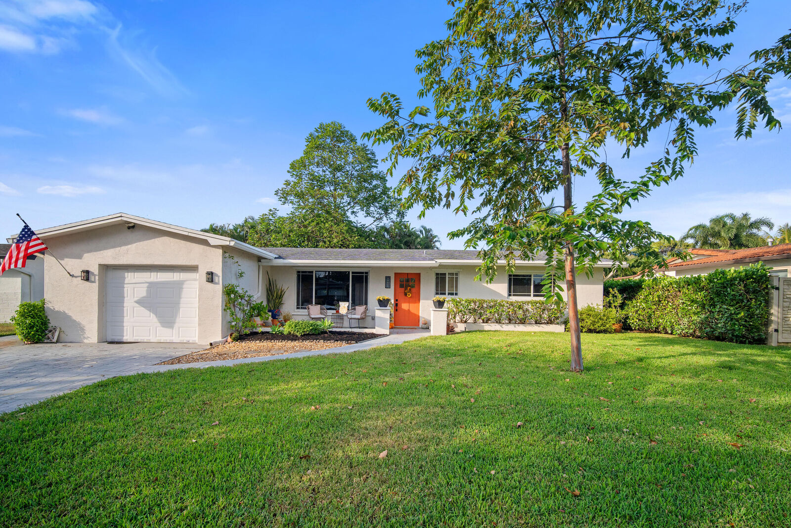 Property Photo:  10611 NW 18th Place  FL 33026 