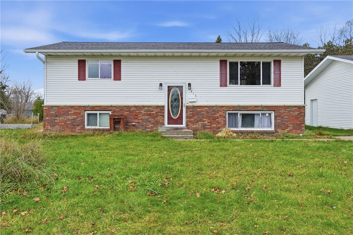 816 E 9th Street S  Ladysmith WI 54848 photo