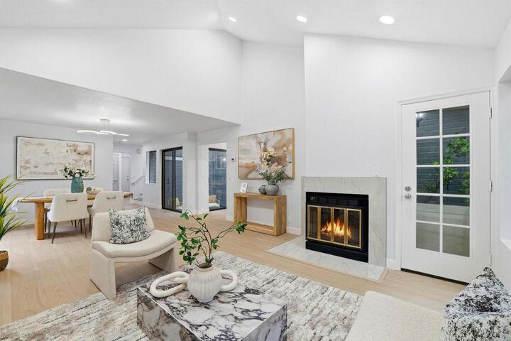 Property Photo: 43988 Cerro Court CA 94539