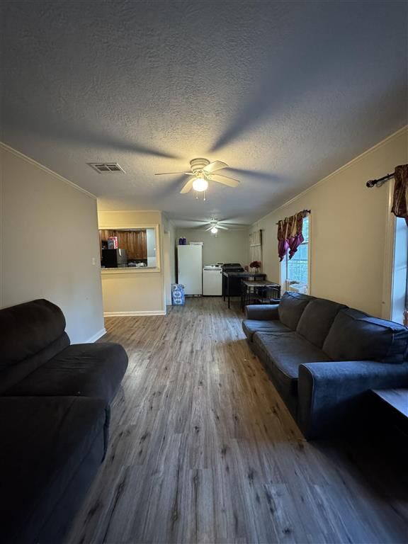 Property Photo: 1909 7th St Street LA 70601