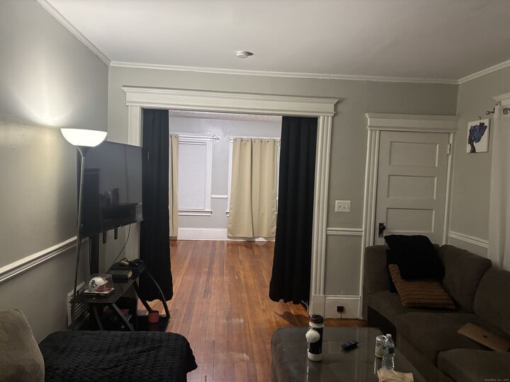 Property Photo:  19 Moore Avenue  CT 06108 