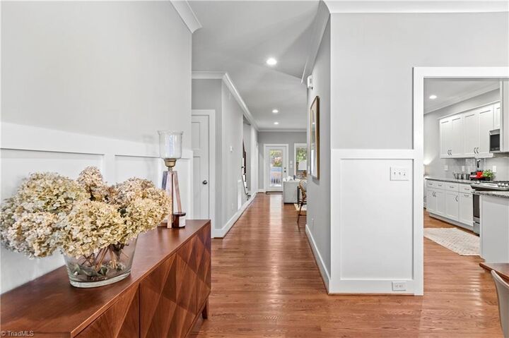 Property Photo:  2310 Sherwood Drive  NC 27103 