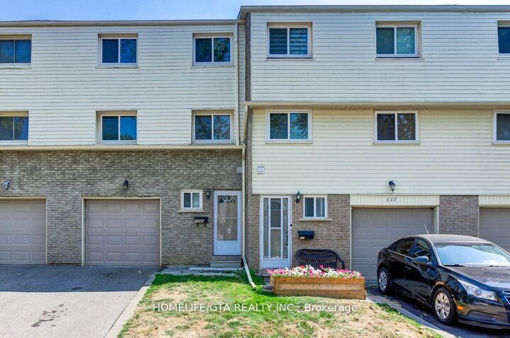 Photo de la propriété: 1915 Denmar Road 136 ON L1V 3E1