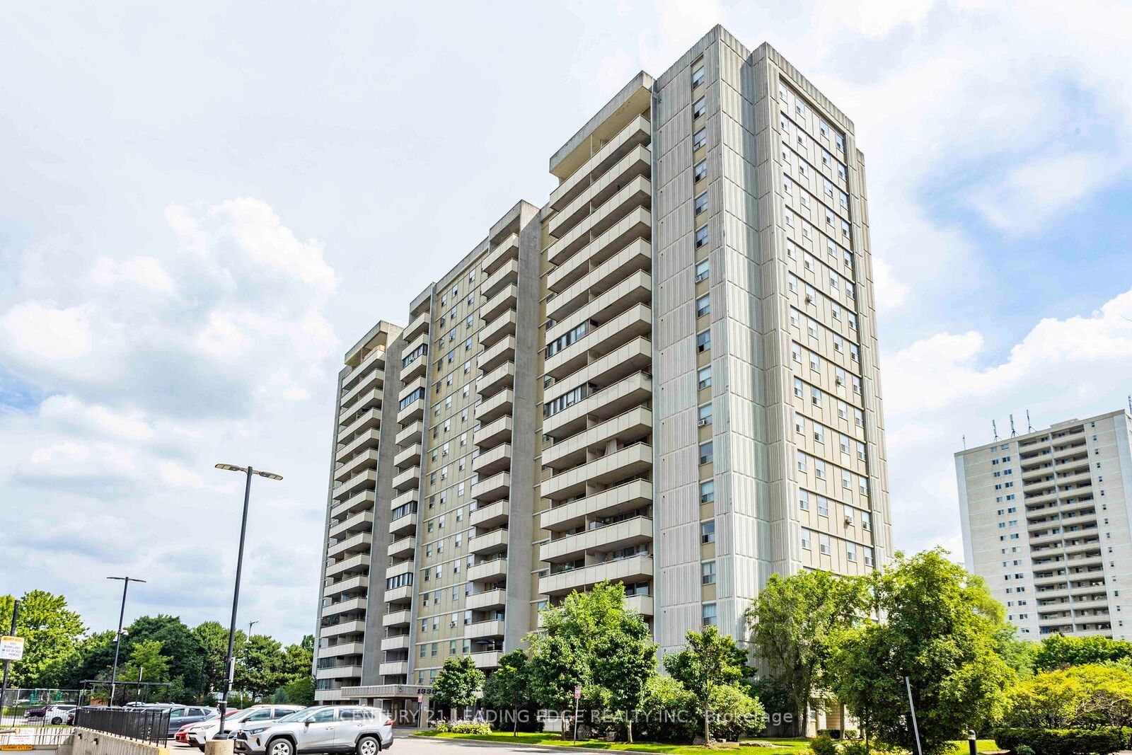 Property Photo:  1338 York Mills Road 1609  ON M3A 3M3 