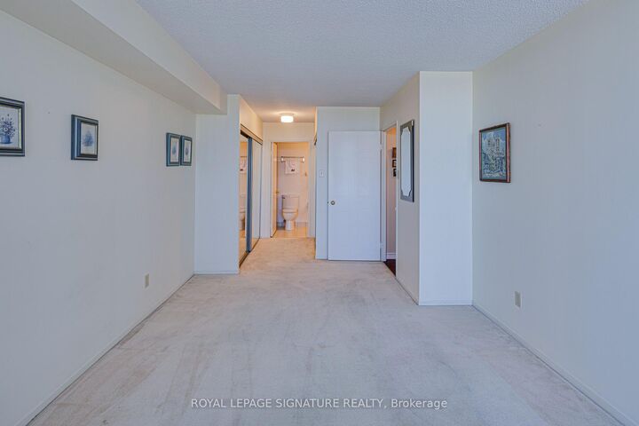 Photo de la propriété: 1880 Valley Farm Road 1419 ON L1V 6B3