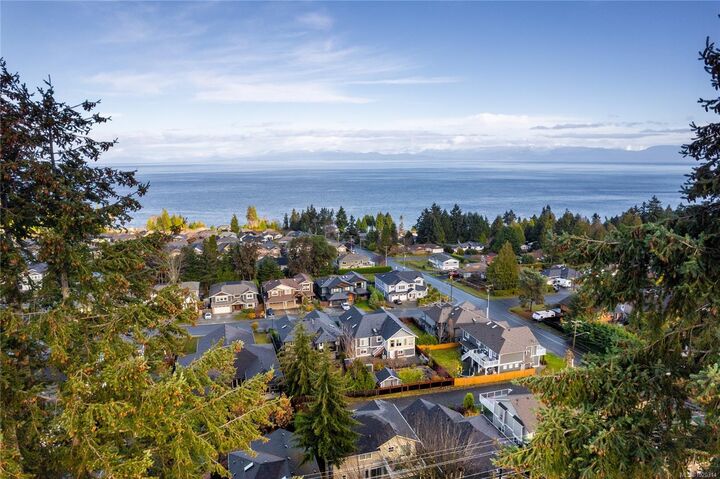 5611 Hammond Bay Rd — photo 1