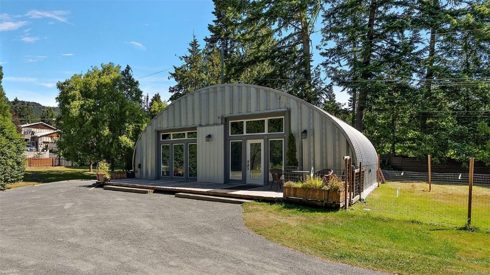 Property Photo:  5523 Croydon Pl  BC V9Z 0C7 