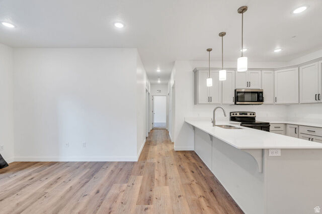 Property Photo: 2303 E 830 S 4 UT 84660