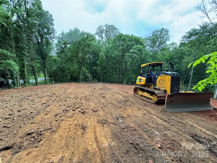 Property Photo: 8730 Hills Dell Drive NC 28027