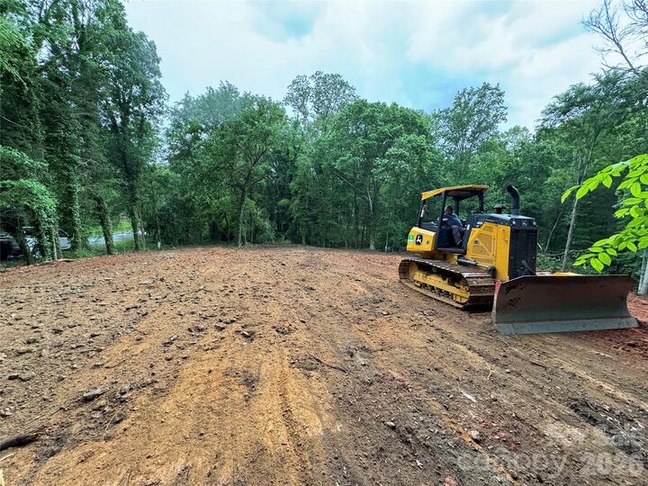 Property Photo: 8730 Hills Dell Drive NC 28027