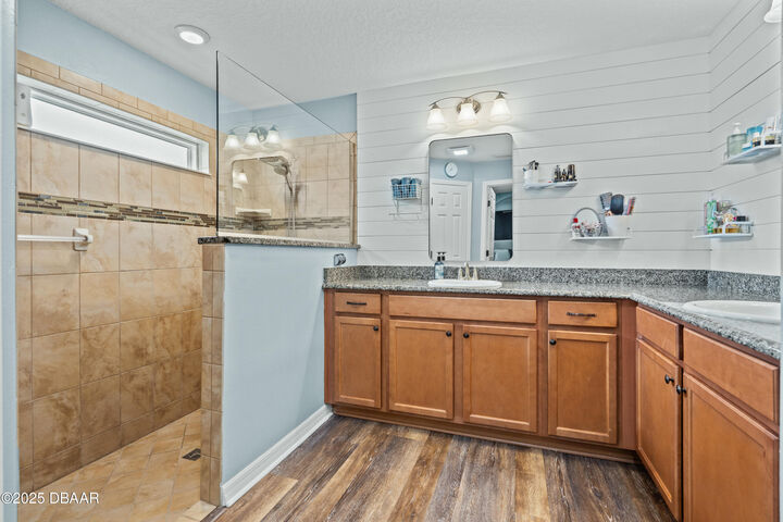 Property Photo: 18 Uthorne Place FL 32164