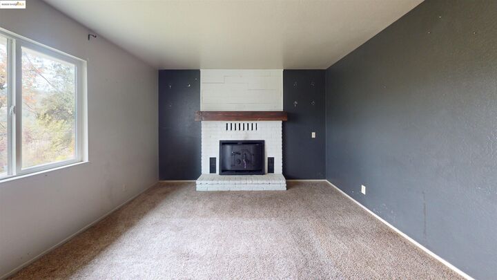 Property Photo: 19817 Via Redonda Rd CA 95370