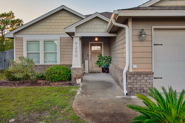 Property Photo:  9250 Tarrant Court  FL 32566 