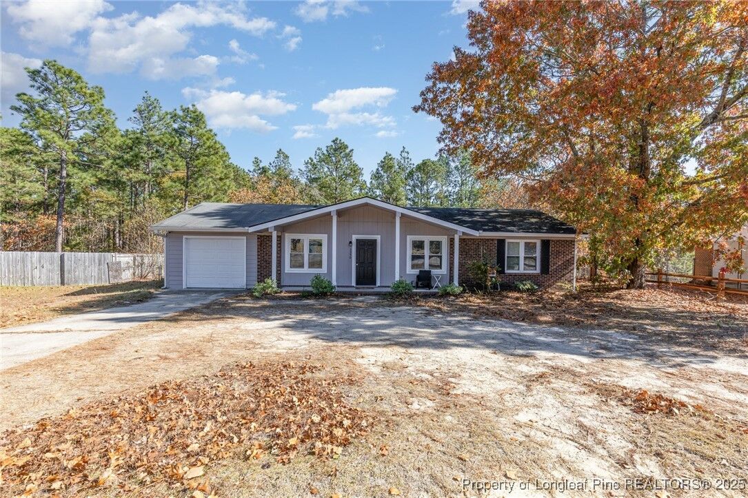 Property Photo: 3356 Redfox Road NC 28390