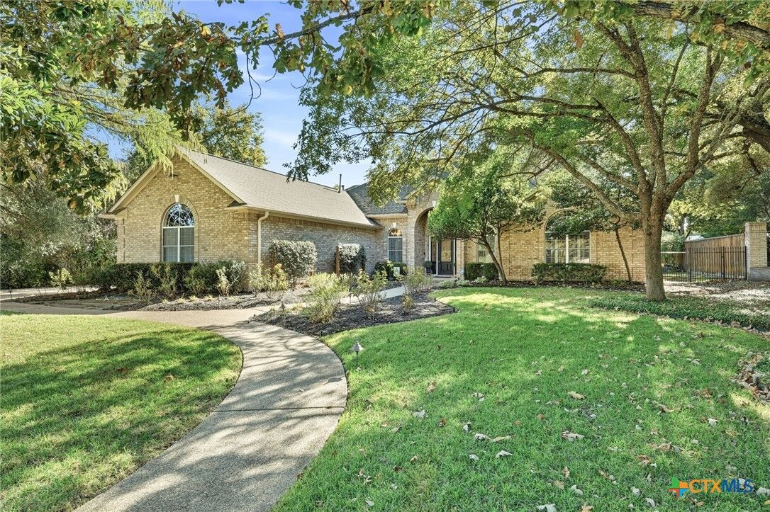 Property Photo: 3345 Vintage Drive TX 78664