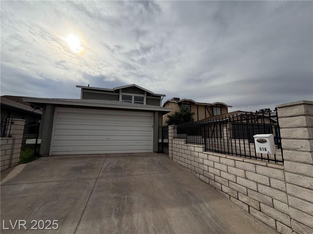 Property Photo: 516 Inness Avenue NV 89011