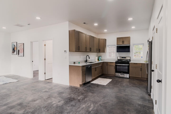 Property Photo: 5544 E 10th Avenue IN 46403