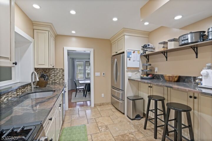 Property Photo:  74 Kipp Ave  NJ 07604 