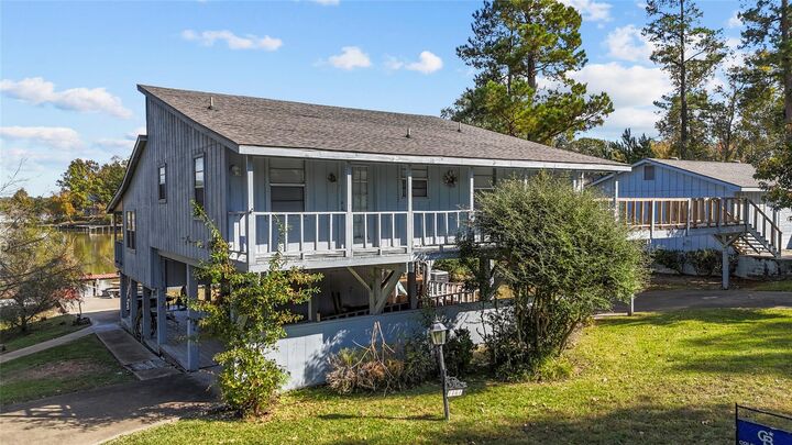 Property Photo: 1161 Creeklake Drive TX 77360