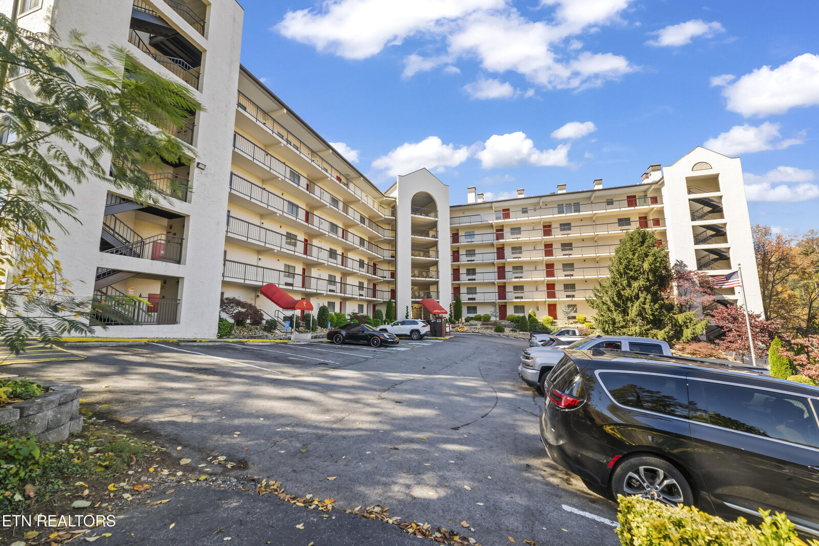 Property Photo:  102 Baskins Creek Bypass 106  TN 37738 