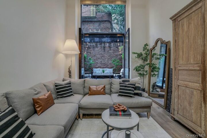 Property Photo:  155 W 15th Street 1E  NY 10011 