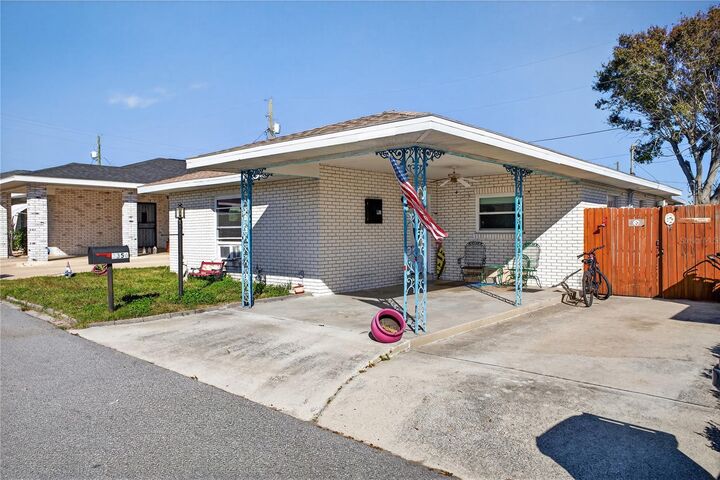 Property Photo:  3356 Dexter Dell SE  FL 33884 