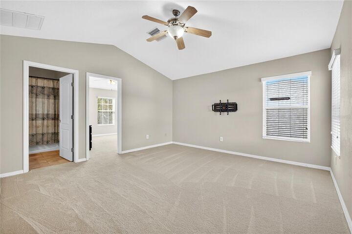 Property Photo:  2352 Rosehaven Drive  FL 33544 