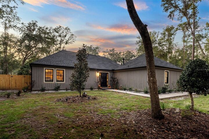 Property Photo: 5316 SW 83rd Terrace FL 32608