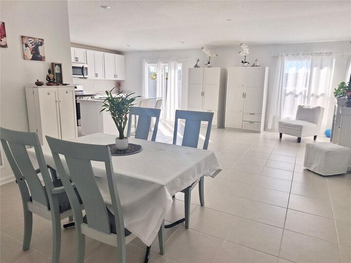 Property Photo:  2506 McKinley Drive  FL 33859 