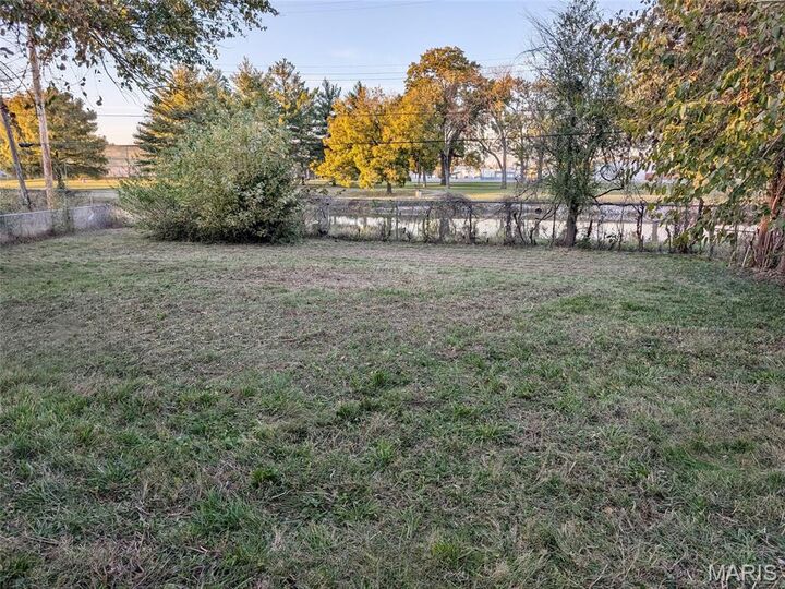 Property Photo:  235 Christopher Drive  IL 62206 