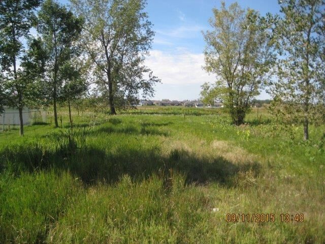 Property Photo: 912 & 914 26 1/2 Ave NW ND 58703