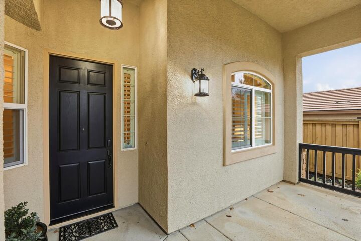 Property Photo:  2202 Stockman Circle  CA 95630 