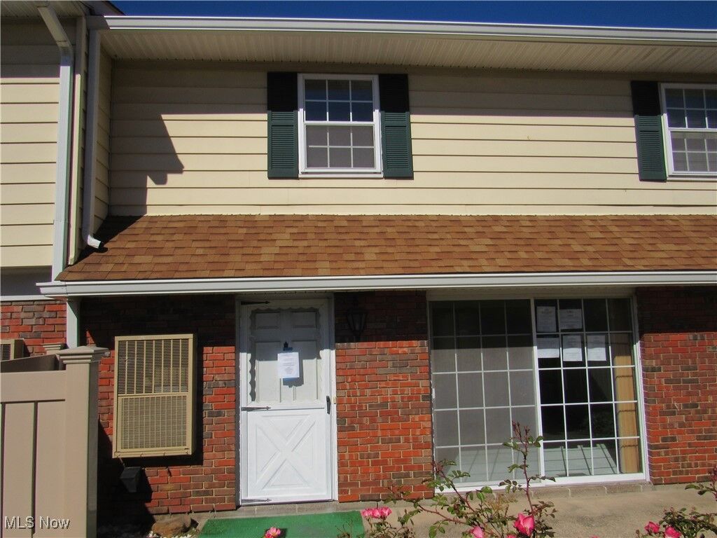 Property Photo: 7970 Mentor Avenue B7 OH 44060